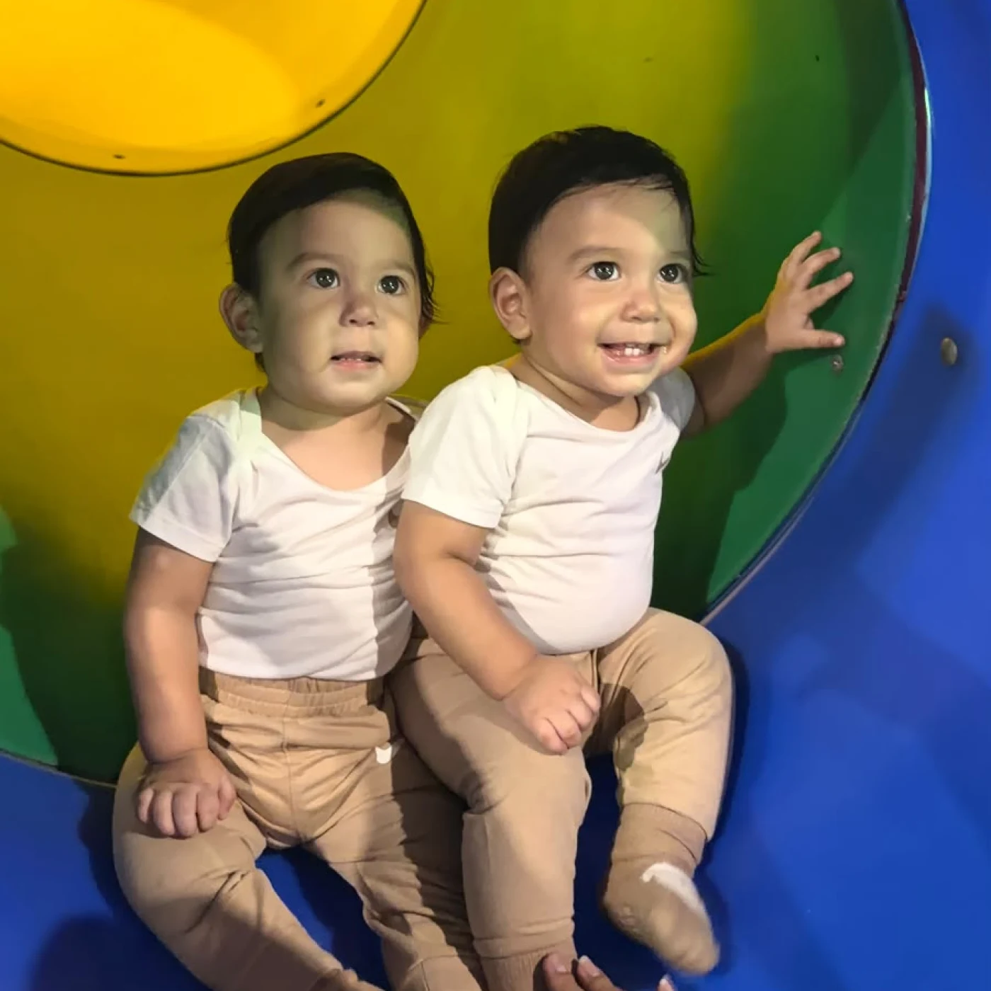 Foto de Nicolás Y Liam Reyes